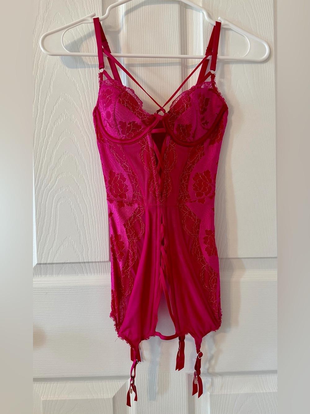 Victorias Secret Magenta Lace Bustier Chemise with Strappy Detail 34B